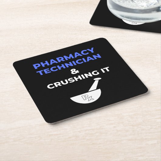 Farmaceutische technicus en druk het af kartonnen onderzetters (Schuin)