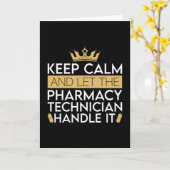 Farmaceutische technicus laat de apotheker kalm ho kaart (Gele Bloem)