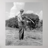 Farmer Sharpening Scythe, 1937 Poster (Voorkant)