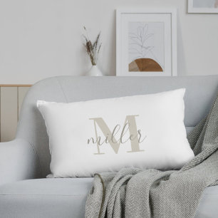 Farmhouse Beige Buffalo Plays Familienaam Monogram Kussen