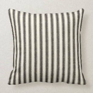 FarmHouse-Black-Ticking-Outdoor M L Kussen