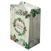 Farmhouse Family Merry Kerstmis Pine Cone Wreate Medium Cadeauzakje (Achterkant Gekanteld)