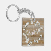 Farmhouse Inspiration - Breathe Sleutelhanger (Voorkant Links)