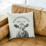 Farmhouse Koe wood Kijk op maat Kussen<br><div class="desc">Dit ontwerp werd gecreeerd door digitale kunst. Het kan worden gepersonaliseerd door de aanpassingsknoop te klikken en een naam, initialen of uw favoriete woorden toe te voegen. Neem contact met me op colorflowcreations@gmail.com als je dit ontwerp op een ander product wilt gebruiken. Zie meer van mijn creaties of volg me...</div>