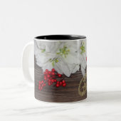 Farmhouse Poinsettias Berries KerstWhite Tweekleurige Koffiemok (Voorkant links)