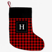 Farmhouse Red Black Buffalo Plaid Monogrammed Kleine Kerstsok (Voorkant)