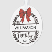 Farmhouse Style Family Monogram Name Wreatfoto Ornament (voorkant)