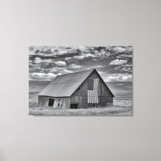 Farms | BW American Flag Barn Scene Canvas Afdruk (Voorkant)