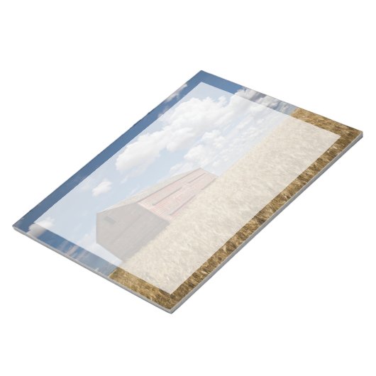 Farms | Old Red Barn in Wheat Field Notitieblok (Schuin)