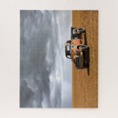 Farms Old Truck in Field Legpuzzel (Verticaal)
