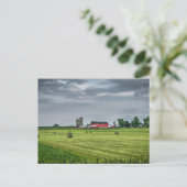 Farms | Red Barn & Silo in Spring Briefkaart (Staand voorkant)