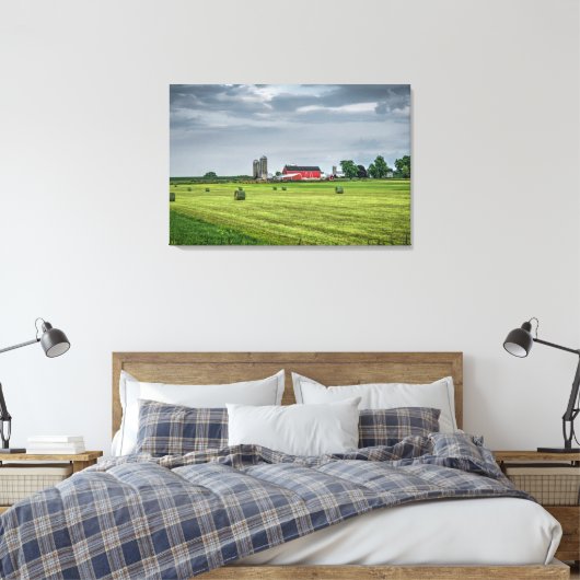Farms Red Barn & Silo in Spring Canvas Afdruk (Insitu (Slaapkamer))