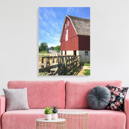 Farms Red Barn With American Flag Canvas Afdruk (Insitu (Woonkamer))
