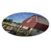 Farms | Red Barn With American Flag Snijplank (Hoek)