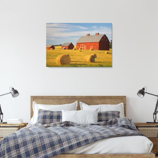 Farms Red Barns Near Hay Bales Canvas Afdruk (Insitu (Slaapkamer))