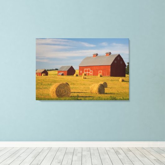 Farms Red Barns Near Hay Bales Canvas Afdruk (Insitu (Houten vloer))