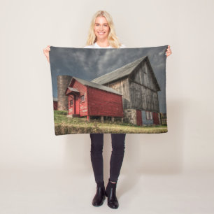 Farms Red Wooden Barn in Michigan Fleece Deken