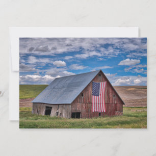 Farms Rustic Red Barn With American Flag Bedankkaart