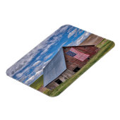 Farms Rustic Red Barn With American Flag Magneet (Linkerzijde)