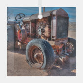 Farms | Rusty Antique Tractor Glas Ornament (Voorkant)