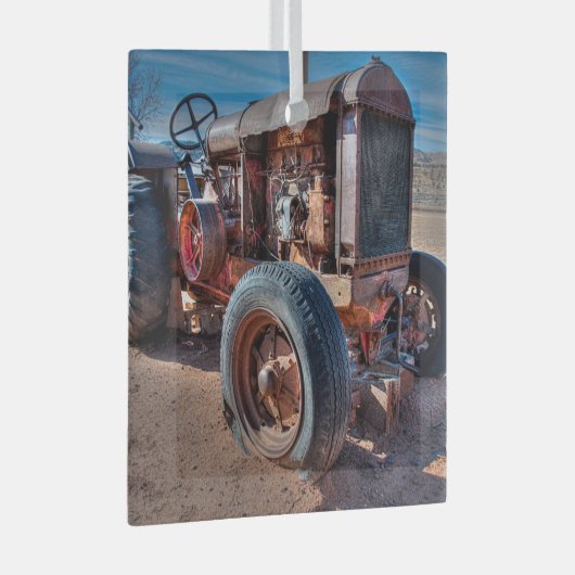 Farms | Rusty Antique Tractor Glas Ornament (Voorkant Rechts)