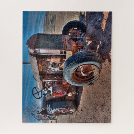 Farms | Rusty Antique Tractor Legpuzzel (Verticaal)