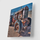 Farms | Rusty Antique Tractor Vierkante Klok (Hoek)