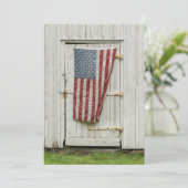 Farms White Barn Door With American Flag Bedankkaart (Staand voorkant)