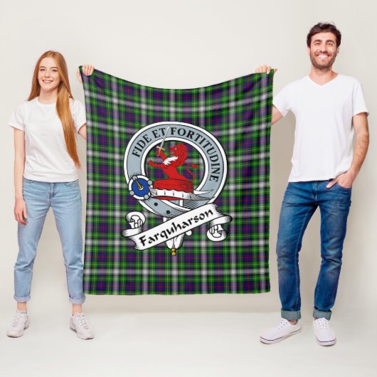 Farquharson Clan Badge Tartan Pset Fleece Deken (In situ)