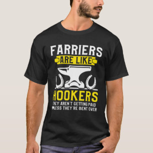 Farrier Bent Hoefijzer Hoof Trimming Equine Shoein T-shirt