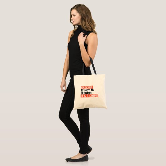 Fascisme is geen mening tote bag (Voorkant (model))