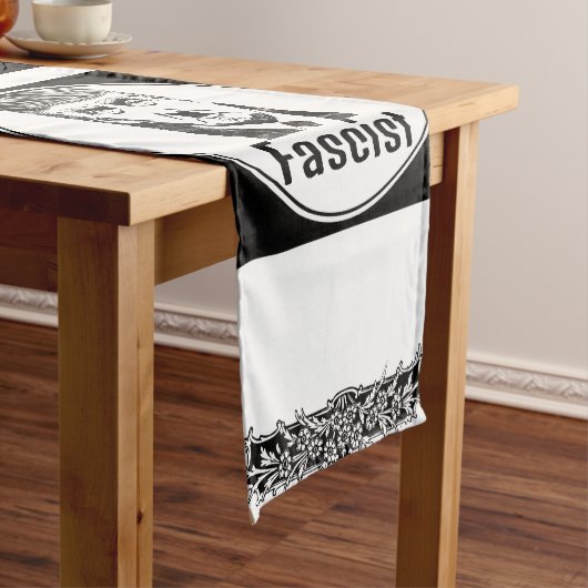 Fascistische Trump Table Runner Korte Tafelloper (Voorbeeld)