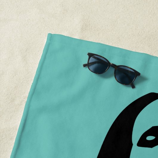 Fashionable Black Dancing Girl Silhouette Strandlaken (In situ)