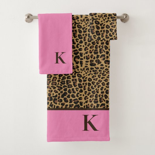 Fashionable Jaguar Monogrammed Bad Handdoek (Insitu)