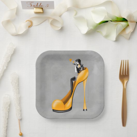 Fashionable Lady in Stiletto Paper Bord (Huwelijk)