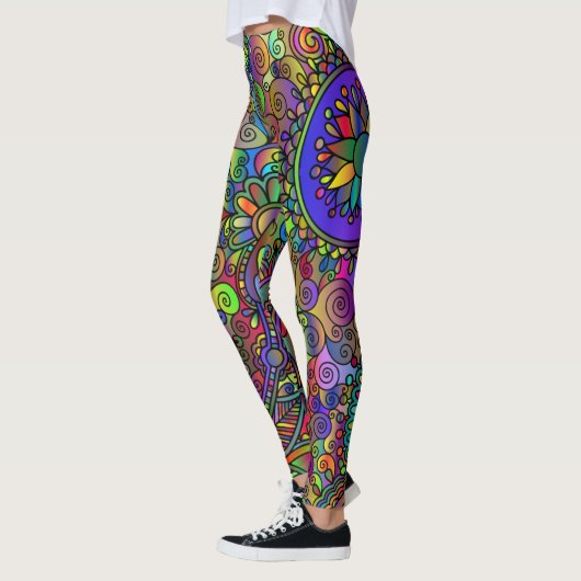 Fashionable leggings in psychedelia stijl (Links)