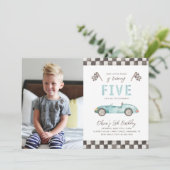 Fast Birthday-uitnodiging | 5e oproep tot racisme Kaart (Staand voorkant)