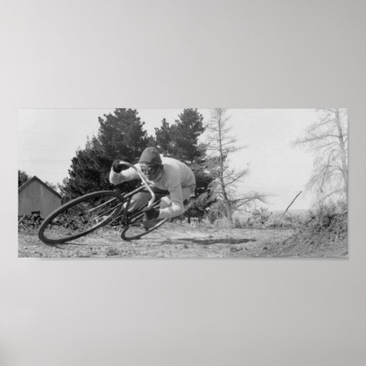 fast old bike. poster (Voorkant)