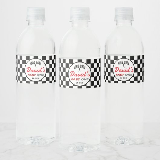 Fast ONE | Black White Race Car Flags Birthday Waterfles Etiket (Flessen)
