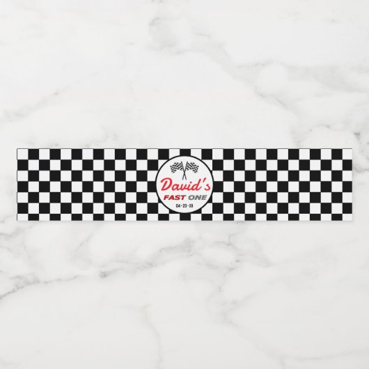 Fast ONE | Black White Race Car Flags Birthday Waterfles Etiket (Enkel label)