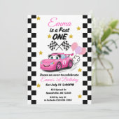 Fast One Girl's First Birthday Invitation Race Car Kaart (Staand voorkant)