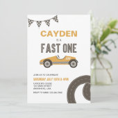 Fast One Race Car Birthday-uitnodiging Kaart (Staand voorkant)