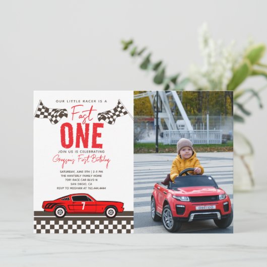 Fast One Race Car Boy 1st Birthday Party Kaart (Staand voorkant)