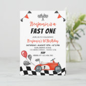 Fast One  Race Car Boy Verjaardagsuitnodiging Kaart (Staand voorkant)