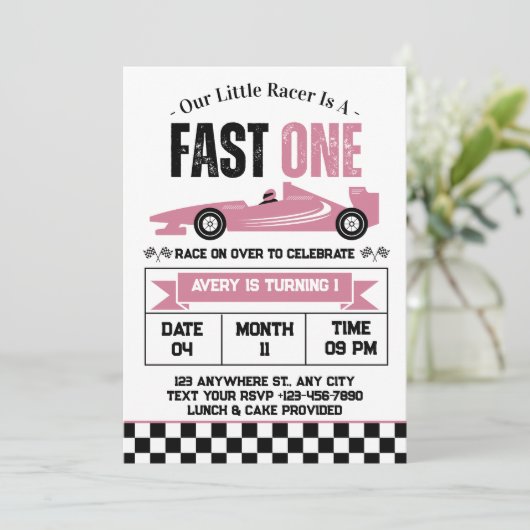 Fast One Race Car Girl 1e Verjaardagsfeest Kaart (Staand voorkant)