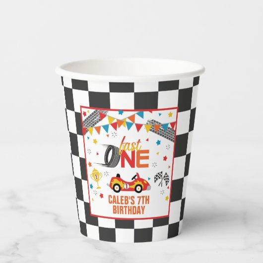 Fast One Racing Birthday Party Cup Papieren Bekers (Voorkant)
