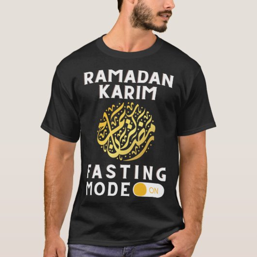 Fasting Mode on  Ramadan Mubarak Karim for Muslims T-shirt (Voorkant)