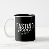 Fasting Mode on, Ramadan Weight Loight, Cool Islam Tweekleurige Koffiemok (Links)