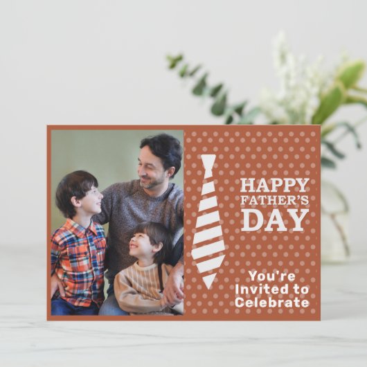 Fathers Day White Stropdas Light Brown Stippen Fot Kaart (Staand voorkant)