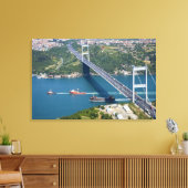 Fatih Sultan Mehmet Bridge over de Bosphorus, Canvas Afdruk (Insitu (Woonkamer))